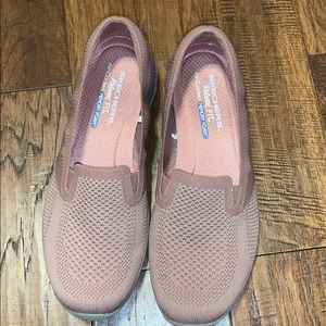 Skechers Relaxed Fit: Air-Cooled Memory Foam